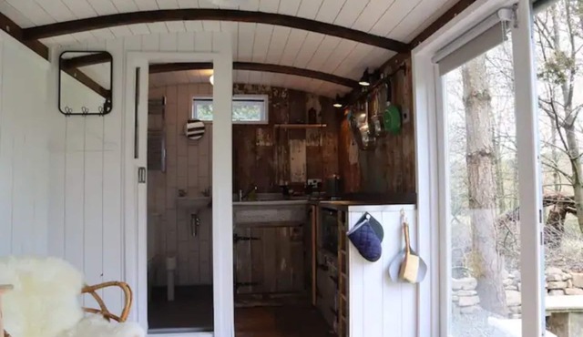 TINY HOME No.1 Railway Carriage with Stunning Views