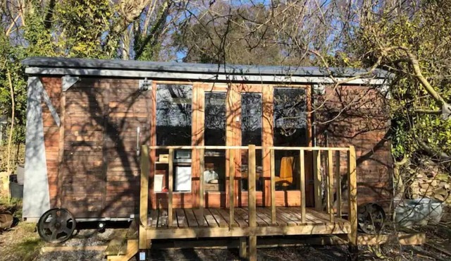 TINY HOME No.2 Railway Carriage with Stunning Views