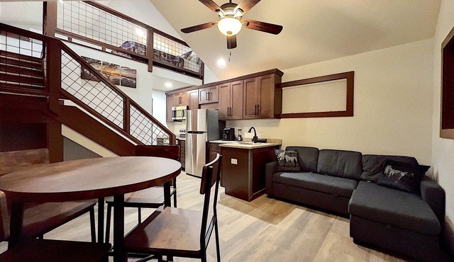 Tiny Home on Lake Chatuge in Downtown Hiawassee! BRAND NEW!