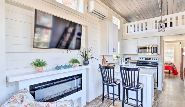 Tiny Home Retreat w/Fire Pit ~ 3 Mi to Lake!