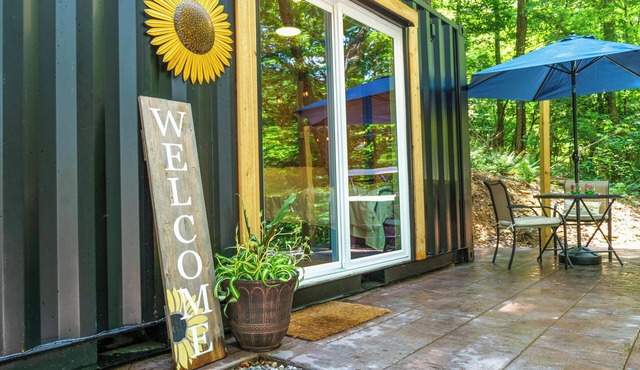 Tiny Home w/Hot Tub By Mohican State Park!
