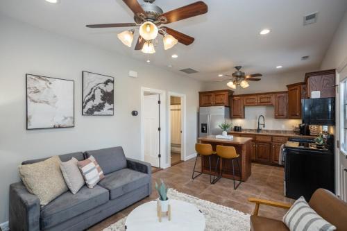 Tiny Home with Hot Tub Near Ft Leonard Wood!