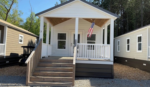 Tiny Homes for Rent, minutes to the Casino, Golf Course & Water Park