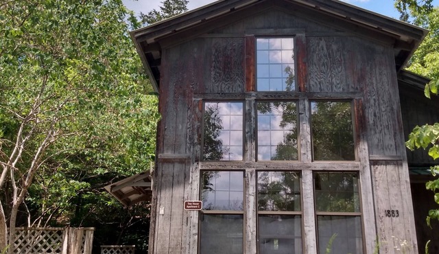 Tiny House/Apartment C in the Heart of the Ozark Wilderness