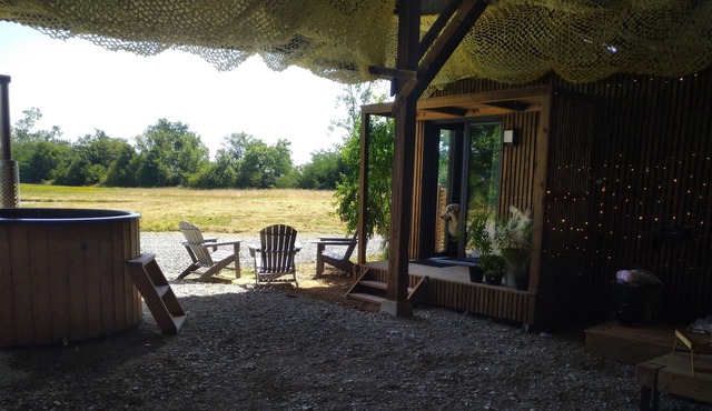 Tiny House - Bain Nordique - Cinema Plein air