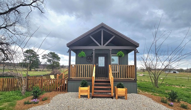 Tiny house, big dreams in the country