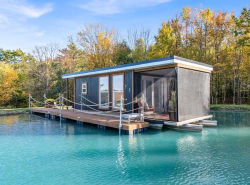 Tiny House Boat on a Tiny Lake Retreat