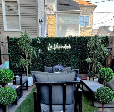 Tiny House - Chicago Pilsen Neighborhood