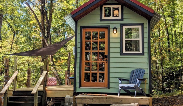 Tiny House~Creeks & River Nearby