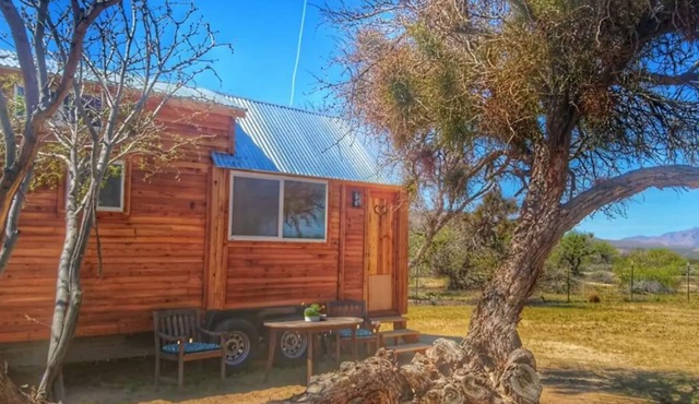 Tiny House in the Mojave Desert near Las Vegas/The Hummingbird
