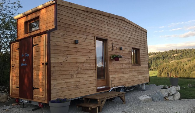 Tiny house in the middle of the Haut Jura Natural Park