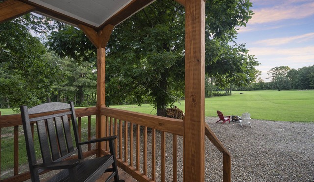 Tiny House on 27 acres in Broken Bow!