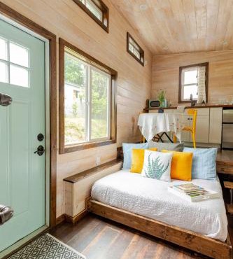 Tiny house on Flower Farm in downtown Atlanta
