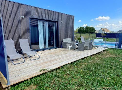 Tiny house - piscine et vélos