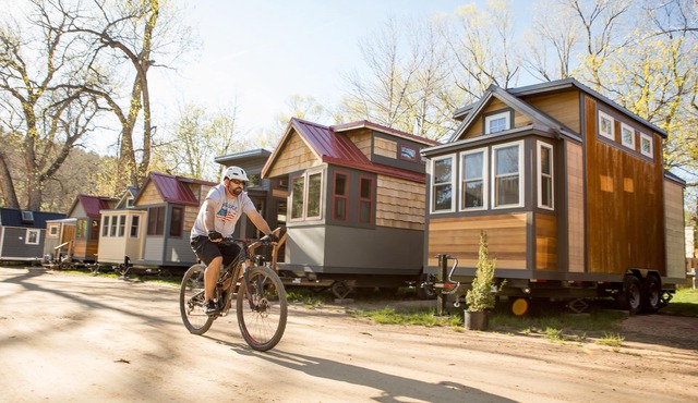 Tiny House Resort: Outdoor Adventure Near Estes Park