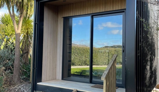 Tiny Oasis in the heads