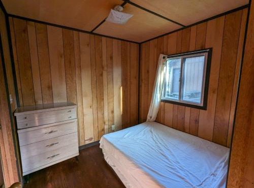 Tiny Wood Cottage 20