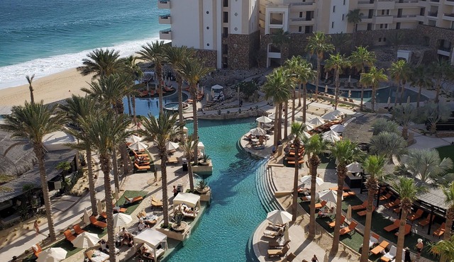 Tip of Baja Sur. On ocean. 5 minutes to Cabo Marina