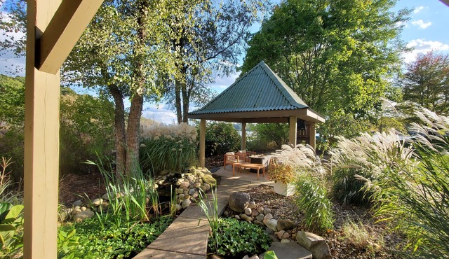 Tip of the Peninsula Lake House Retreat