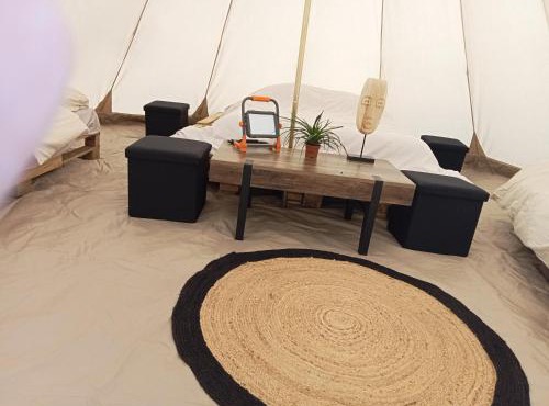 tipi insolite 1 a 4 personnes