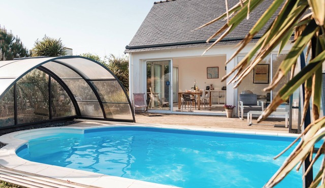 Tipoz'Immo Belle Bretagne heated swimming pool linen included pets welcome