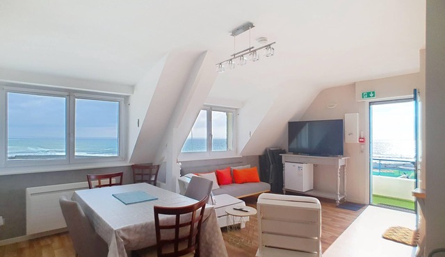 Tipoz'Immo l'Océan Duplex sea view access on foot pets welcome