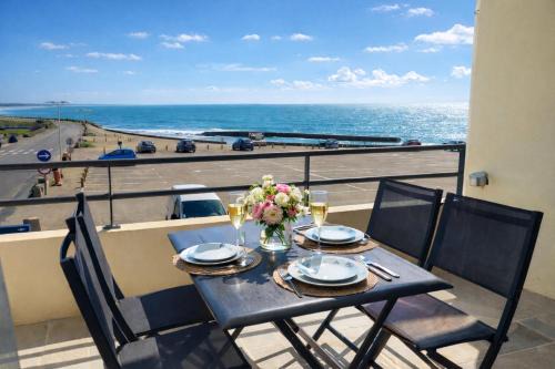 Tipoz'Immo - Le Grand Large 210 accès direct plage - vue mer - animaux bienvenus - wifi inclus - linge inclus - parking gratuit - grand balcon