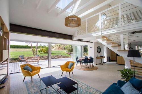 Tipoz'Immo - Ti Marin 500m de la plage et restaurant à pied - linge inclus et lits faits - wifi inclus - grande terrasse plein sud - spacieuse - lumineuse