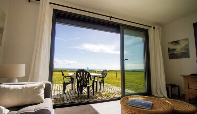 Tipoz'immo-wooden house facing the sea