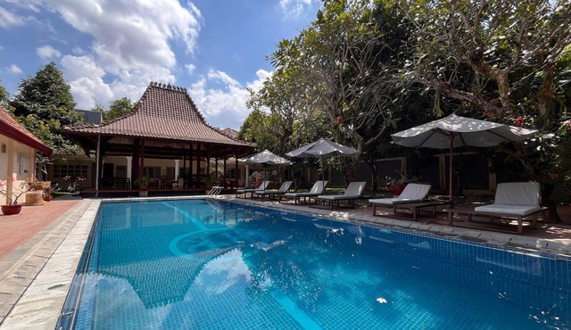 Tirtodipuran Hotel