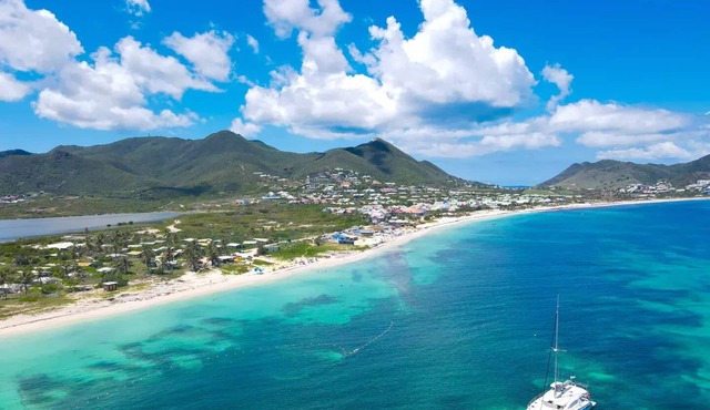 Tisucrier Orient Bay Ocean Front