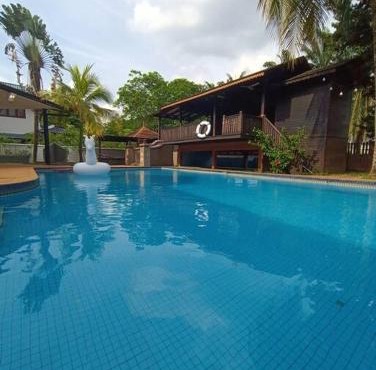 Titiwangsa9 Bungalow Pool Villa