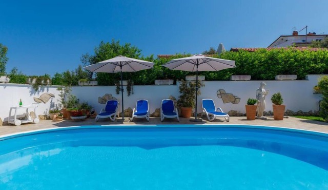 Tiziana by Interhome