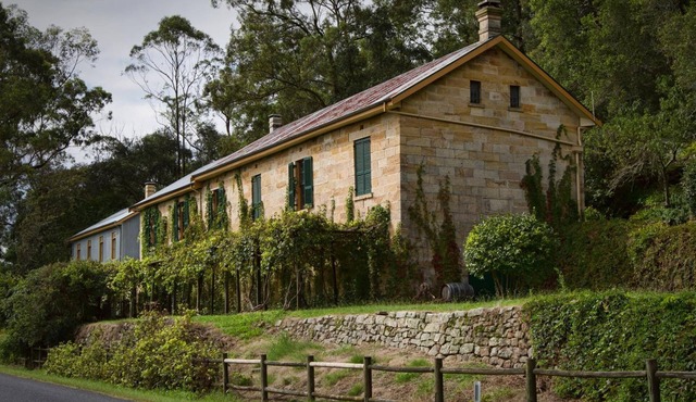 Tizzana Winery Bed & Breakfast