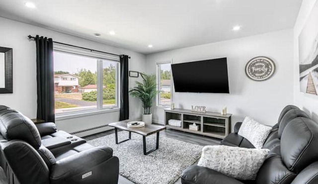 TNT Executive Suites 1
