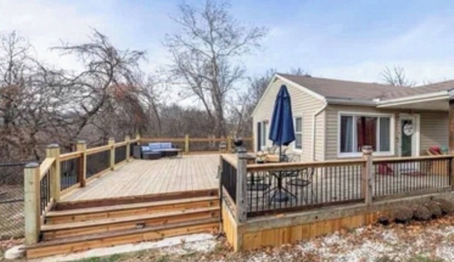 tnWorld Cup Ready Stay! Comfy home w/all the FIFA excitement around the corner