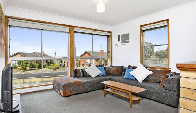 To the Seaside Warrnambool