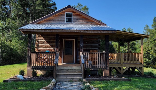 Tobacco barn cabin with trails, fishing and hiking