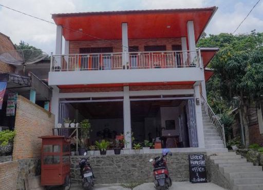Tobay Family Home