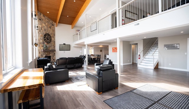 Tobermory Lake Front (Huron) Brand New Build!