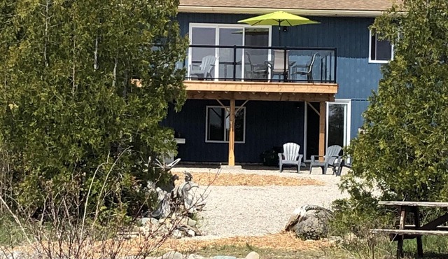 Tobermory - Lake Huron Waterfront Private Home