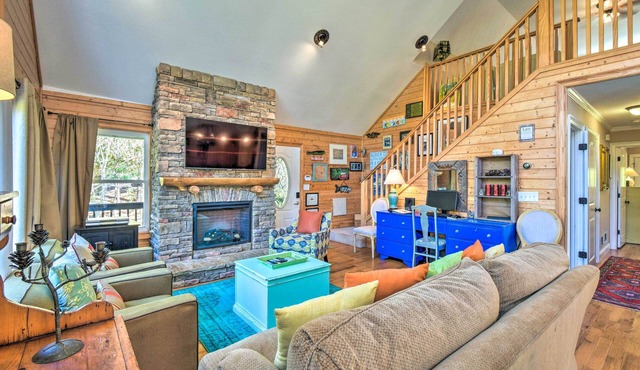 Toccoa Home on Tugaloo River at Lake Hartwell