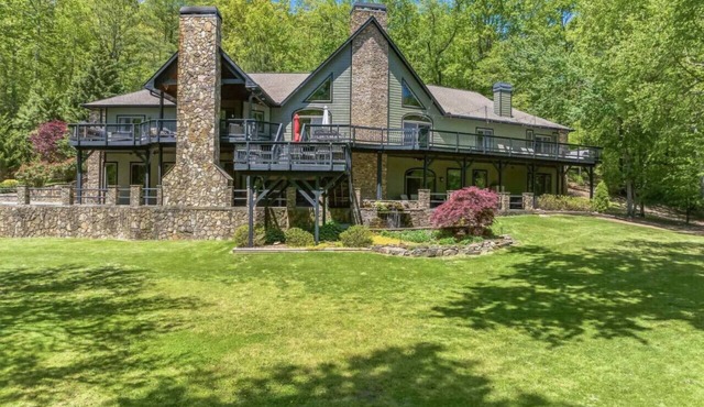 Toccoa Lodge Toccoa River Frontage 10000 sqft