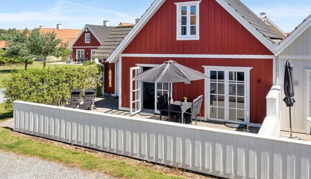 "Todorka" - 800m from the sea by Interhome
