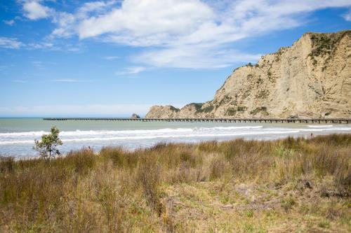 Tolaga Bay TOP 10 Holiday Park