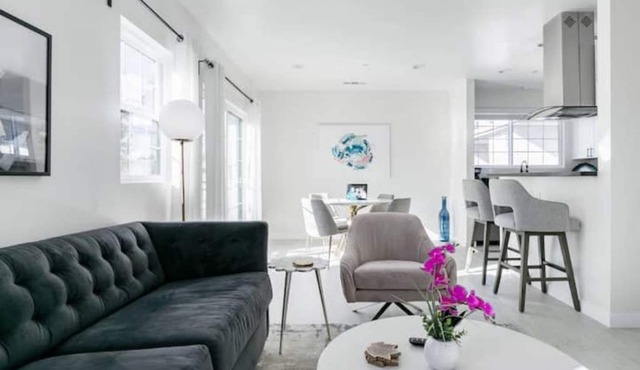 Toluca Suite by Universal Studios, Hollywood Bowl