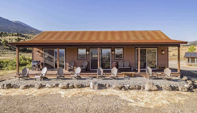 Tom Miner Creek Cabin