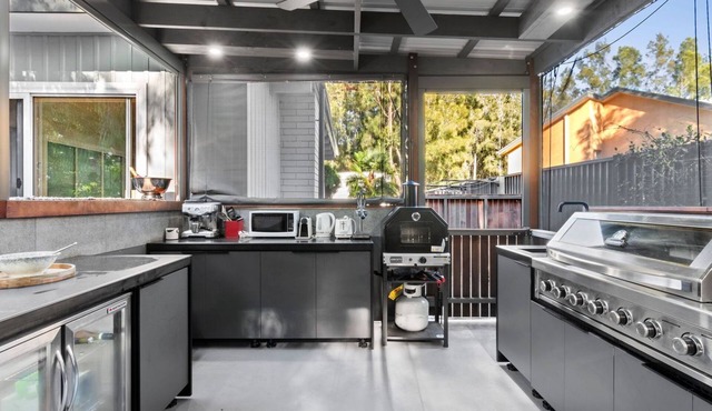 Tomaga Tides - Riverfront location