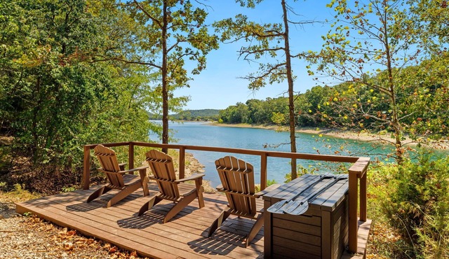 Tomahawk Cove - Lake Waterfront - Private Beach - Pets Allowed