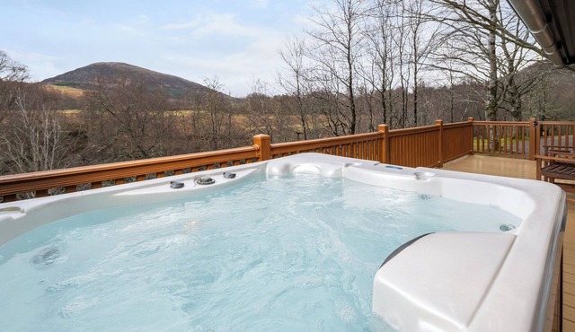 Tomatin Highland Lodges